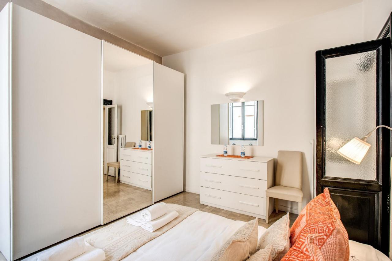 Colonna Suite - Rome Via Del Corso Big Apartment Exteriér fotografie